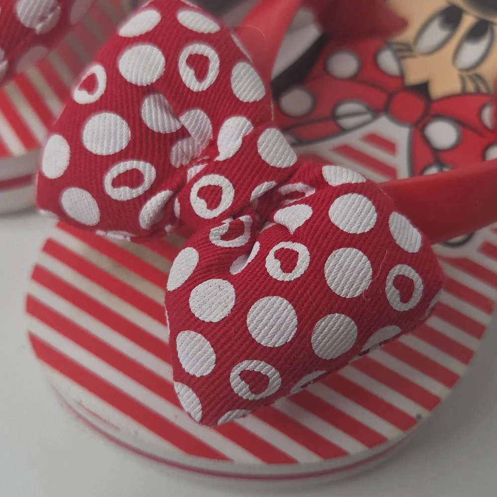Minnie Mouse Slip On Bow Sandals Size 5-6